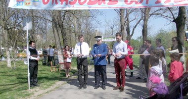 Peste o mie de elevi, curioși să-i cunoască pe jandarmii constănțeni - 5