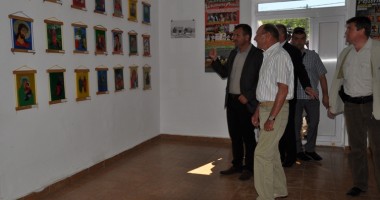 GALERIE FOTO. Președintele Traian Băsescu a participat la Ziua Comunei Peștera - 15