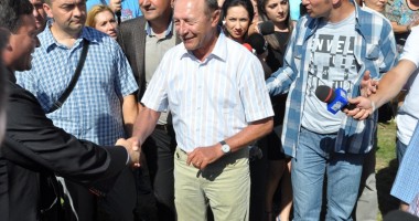 GALERIE FOTO. Președintele Traian Băsescu a participat la Ziua Comunei Peștera - 3