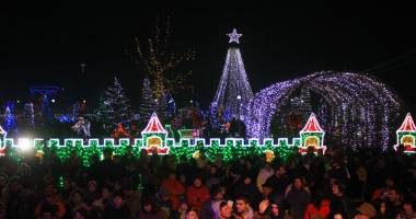 Imagini de basm în comuna Peștera. S-a dat startul sărbătorilor - 2