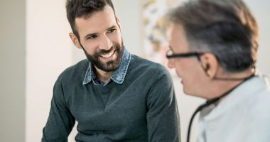 Stire din Sănătate : Probleme cu penisul? Petele roșii apar din cauza igienei precare