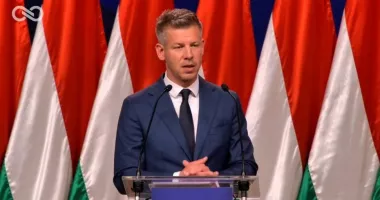 Stire din Actualitate : Peter Magyar, discurs dur după victoria Tisza: „Ungaria trebuie eliberată de crima organizată”