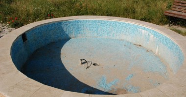 Tusac, tu când îți plătești taxa de paragină? - 4