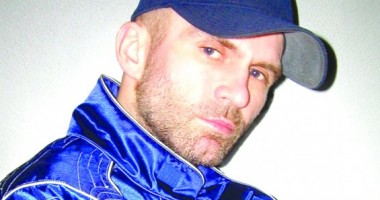 Stire din Diverse : A MURIT unul dintre cei mai RENUMIȚI DJ din lume