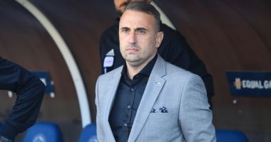 Stire din Sport : Ivailo Petev: „Şi eu îmi doresc să conducem cu 5-0, dar jucătorii nu sunt roboţi”