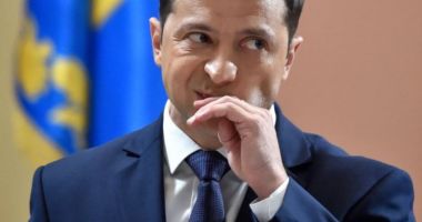 Stire din Actualitate : Petiția pentru demisia lui Zelenski, calificată drept glumă