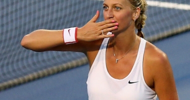 Stire din Sport : Tenis / Petra Kvitova a câștigat turneul WTA Elite Trophy din China