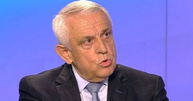 Stire din Politică-Administrație : Petre Daea, reacţie vehementă după audierea la DNA: "Nu mi-e frică decât de Dumnezeu"