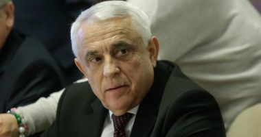 Stire din Actualitate : Petre Daea, prima apariție publică după operația la ochi