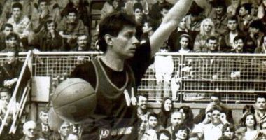 Stire din Sport : O legendă a baschetului românesc s-a stins din viață