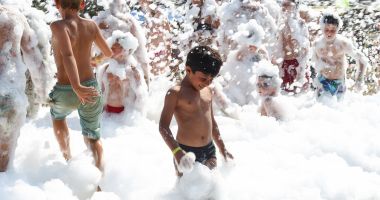 Stire din Eveniment : Petrecere cu spumă, într-un parc de pe litoral. Patronul, amendat cu  12.000 de lei
