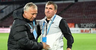 Stire din Sport : Dan Petrescu: "E clar că am greşit, i-am cerut scuze lui Hagi"