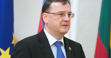 Stire din Actualitate : Premierul ceh a demisionat
