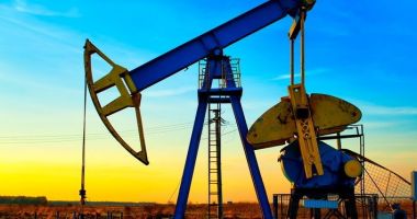 Stire din Economie : Prețul petrolului s-a prăbușit la 29,75 dolari pe baril
