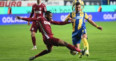 Stire din Sport : Victorie surprinzătoare pentru Petrolul în meciul cu CFR Cluj