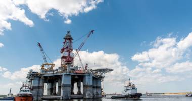 Stire din Economie : Petrolul ieftin a devenit un coșmar pentru omenire