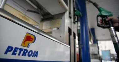 Petrom a ieftinit benzina