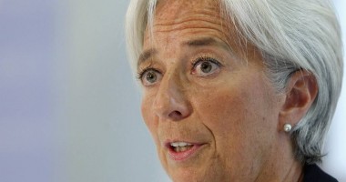 Stire din Actualitate : Christine Lagarde: FMI va revizui în scădere estimările de creștere a economiei mondiale