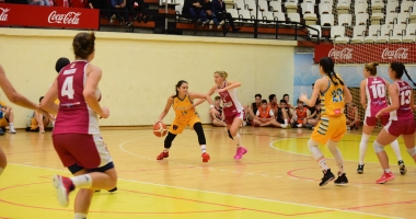 Stire din Sport : Galerie foto / Victorie la pas pentru CS Phoenix, la debutul în Liga l