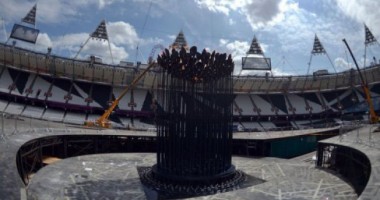 Stire din Sport : Jocurile Olimpice 2012: Tradiție încălcată. Vasul olimpic a fost stins duminică noaptea, la Londra