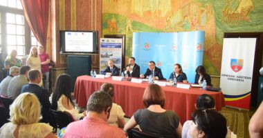 GALERIE FOTO / Vicepremierul Paul Stănescu, prezent astăzi la edificiul roman cu mozaic și la MINAC - 4