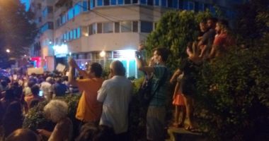 GALERIE FOTO / Miting diaspora. Proteste și la Constanța în fața sediului PSD - 3