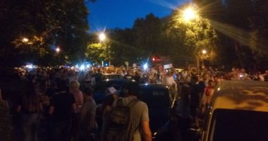 GALERIE FOTO / Miting diaspora. Proteste și la Constanța în fața sediului PSD - 4