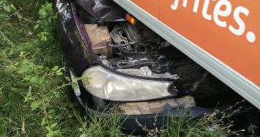 GALERIE FOTO / Accident rutier la ieșire din Mangalia. Două persoane au fost rănite - 5