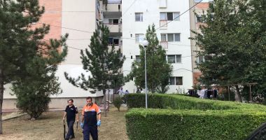 GALERIE FOTO / Incendiu în Medgidia. Intervin mai multe echipaje de pompieri - 5