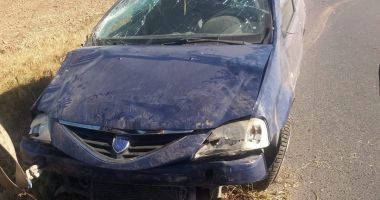 GALERIE FOTO / Mașină de poliție aflată în misiune, lovită de un alt autoturism - 2