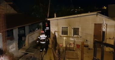 GALERIE FOTO / INCENDIU PUTERNIC ÎN CERNAVODĂ! DOUĂ PERSOANE AU DECEDAT - 2