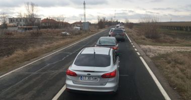 GALERIE FOTO / Constănțenii fac Revelionul în Bulgaria. Aglomerație la Vama Veche, la ieșirea din țară - 3