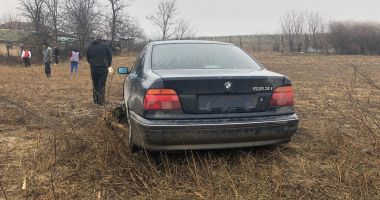 Urmărire ca în FILME în județul Constanța! Un șofer FĂRĂ PERMIS a demarat în TROMBĂ la vederea polițiștilor. Aceștia au tras FOCURI DE ARMĂ - 2