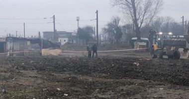 GALERIE FOTO / Construcțiile ridicate ilegal pe strada Munții Tatra, demolate de polițiștii locali constănțeni - 3