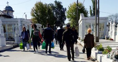 GALERIE FOTO / Asalt în cimitirele constănțene - 2