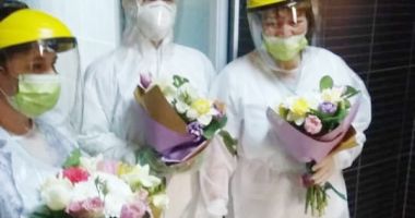 Gest de încurajare la Mangalia: cadrele medicale din triaj primesc buchete de flori! - 2