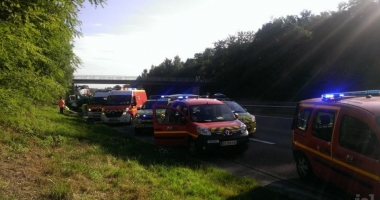 FOTO-VIDEO ȘOCANT / Șofer ROMÂN, ACCIDENT CUMPLIT în Franța! A rămas la volan, cu PICIOARELE RUPTE, până a fost descarcerat! - 9