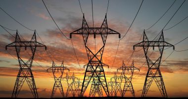 Stire din Economie : Piaţa energiei electrice se va liberaliza de la 1 ianuarie 2021