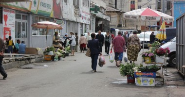Speculanții sufocă piețele constănțene - 2
