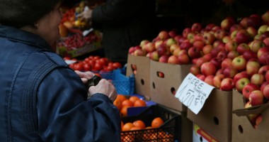 Stire din Economie : Micii producători vor avea spații distincte de vânzare în piețele din Constanța