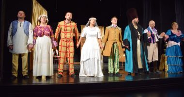 Stire din Cultură-Educație : Copiii, invitați la Teatrul "Căluțul de Mare"