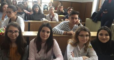 Picnic cu haiku-uri în limba franceză, la Colegiul Național "Mircea cel Bătrân" - 10