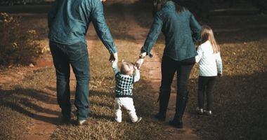 Stire din Social : Familia ta se mărește cu un nou membru? Ce achiziții poți face acum pentru a-ți fi mai ușor anii următori