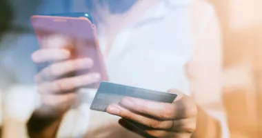 Tot mai mulți utilizatori aleg contul online pentru gestionarea creditelor și plăților