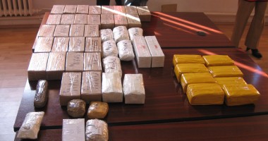 GALERIE FOTO / Lovitură dură dată Mafiei Aurului! - 3