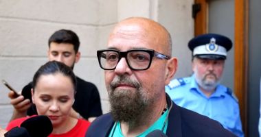 Stire din Eveniment : Piedone a fost la Poliție să semneze controlul judiciar: "Mi-am îndeplinit funcția cu demnitate!"