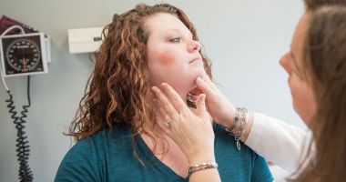 Stire din Sănătate : Pielea reactivă este mai des întâlnită la femei