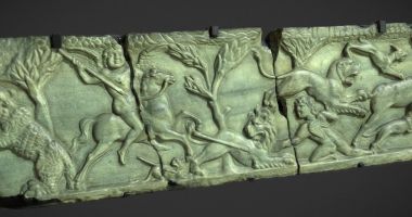 Stire din Cultură-Educație : Piesă din secolul al II-lea, reprezentată 3D la Muzeul de Istorie