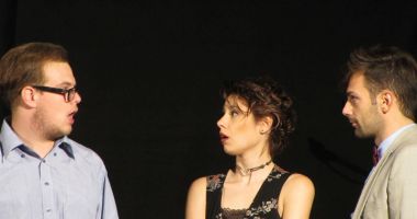 "Divorț în ziua nunții", o comedie pe care o puteți vedea la "Harlequin" - 2
