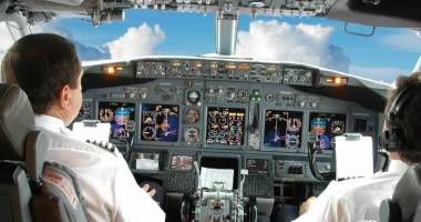 Stire din Actualitate : Avion cu mai multe persoane la bord, dispărut